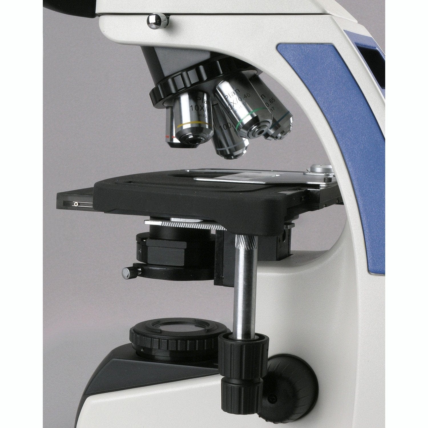 AmScope T720 Series Infinity-Corrected LED Kohler Illumination Trinocular Compound Microscope with Quintuple Nosepiece + Optional Digital Camera